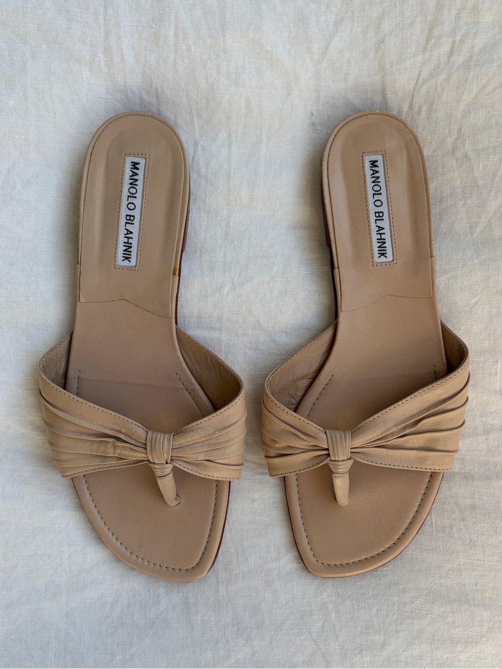 Vintage Manolo Blahnik Knot Ruched Pleated Sandals Nude Tan Cream